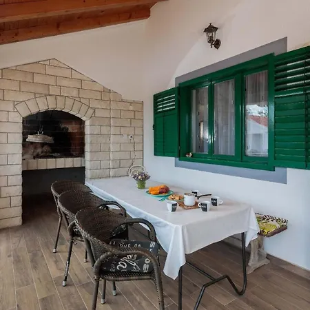 Prázdninový dům Ferienhaus Mit Privatpool Fur 4 Personen Ca 70 Qm In Bristane, Dalmatien Dalmatinisches Hinterland