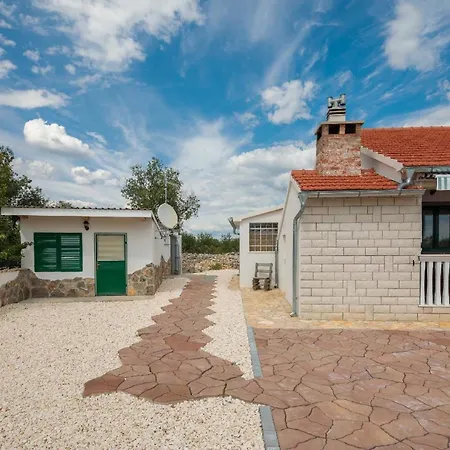 Prázdninový dům Ferienhaus Mit Privatpool Fur 4 Personen Ca 70 Qm In Bristane, Dalmatien Dalmatinisches Hinterland